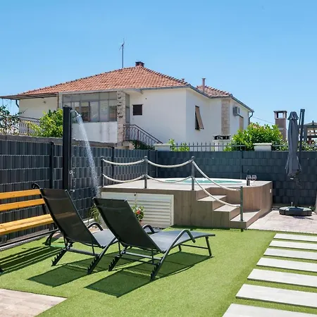 Apartment Nevera *