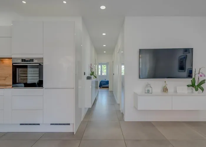 Nevera Апартаменты *